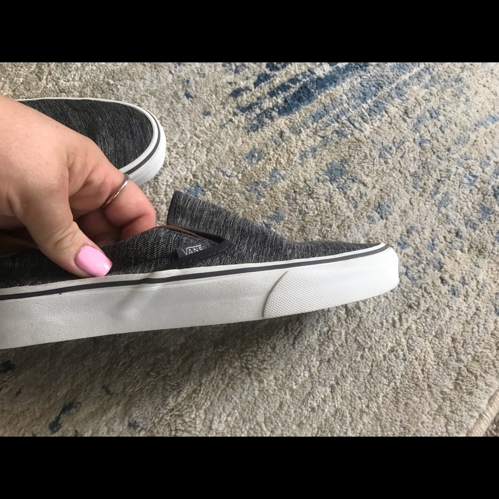 Vans - Picture 6 of 8